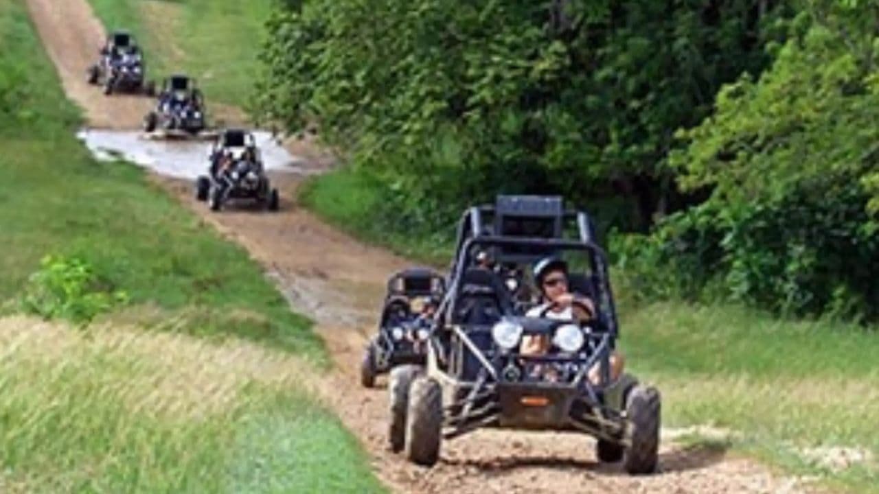 Bayahibe: Buggy-Tour mit Fluss Chavón und lokaler Verkostung — Guided tour and outdoor activity